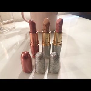 MAC lipstick bundle